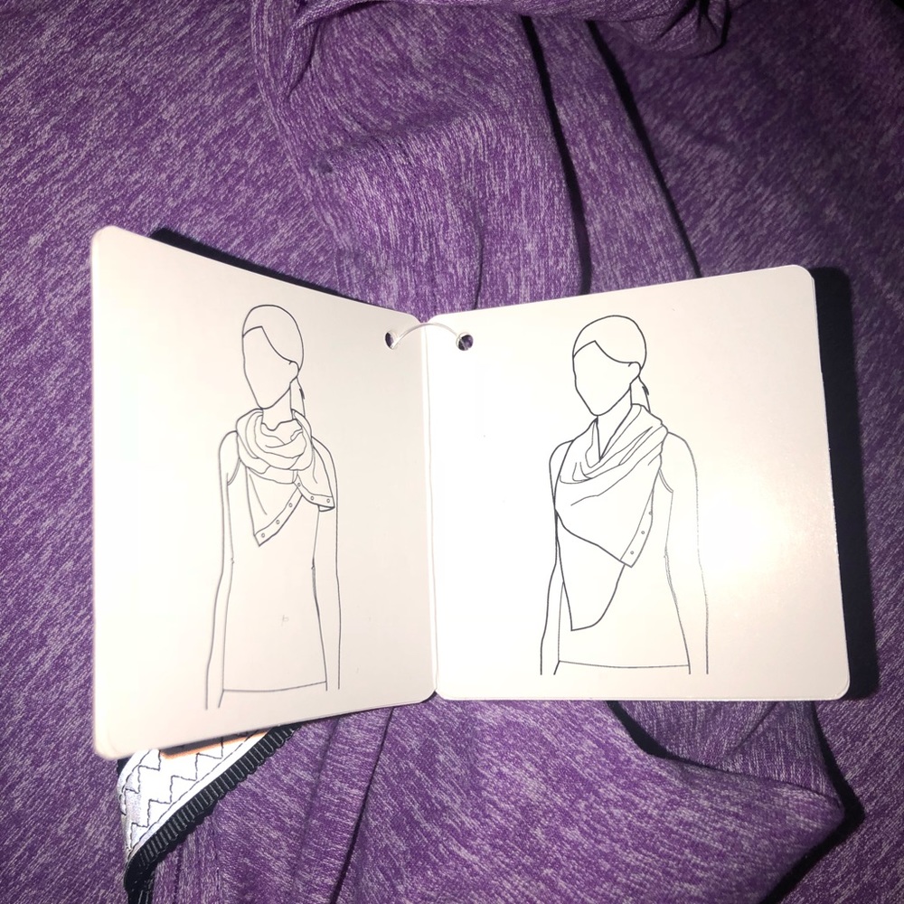 LULULEMON vinyasa scarf